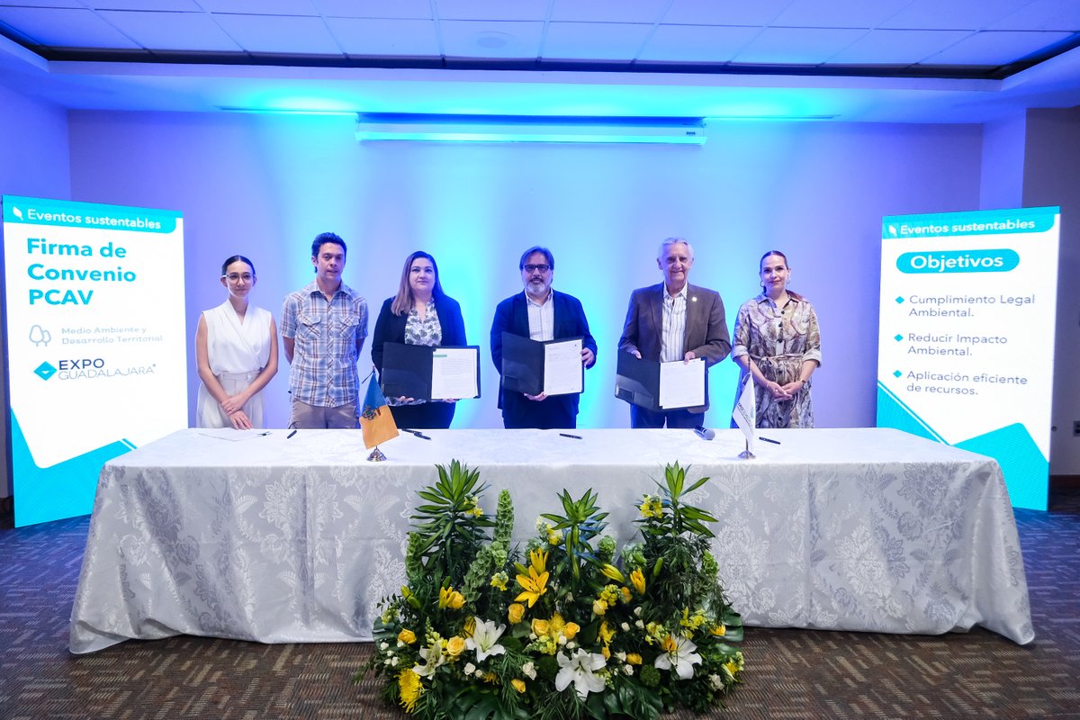 Israelgaroc's tweet image. En el marco del Programa de Cumplimiento Ambiental Voluntario #PCAV, la @SemadetJal junto con la @ProepaJalisco, llevamos a cabo la firma de convenios de colaboración y concertación con @ExpoGuadalajara.