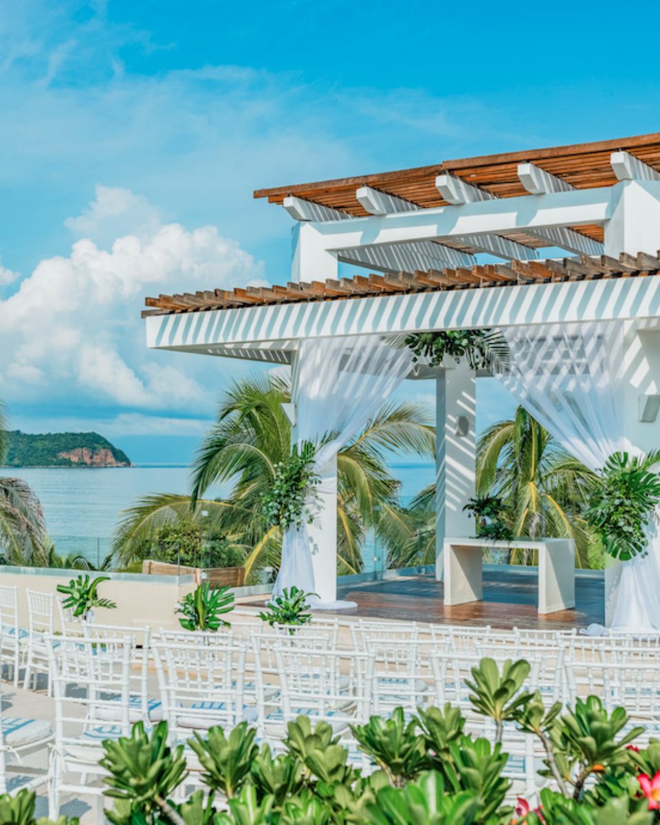 Luxe Destination Weddings tweet media