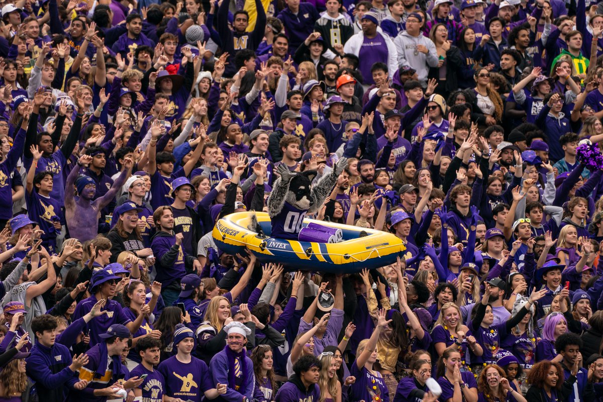 How we're heading into this week knowing the @UW_Football Spring Game is this Friday 🙌 #GoHuskies