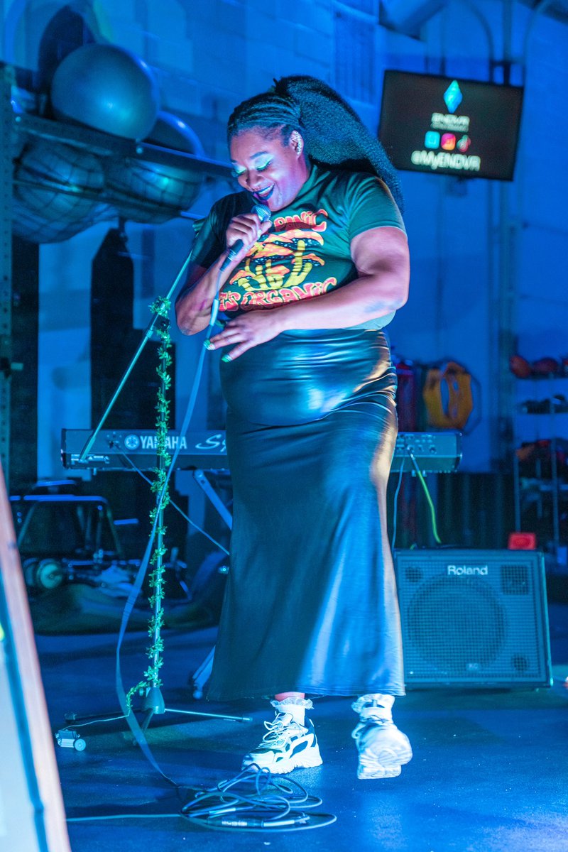 Qween Meek tweet media