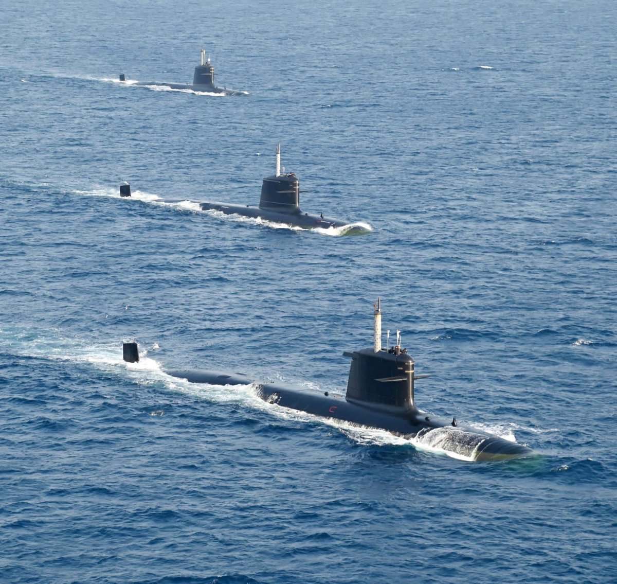 Reports : #India is exploring a joint venture (JV) between Mazagon Docks (MDL) and Naval Group (France) to export Kalvari-class (Scorpene) diesel-electric submarines to countries in Southeast Asia.