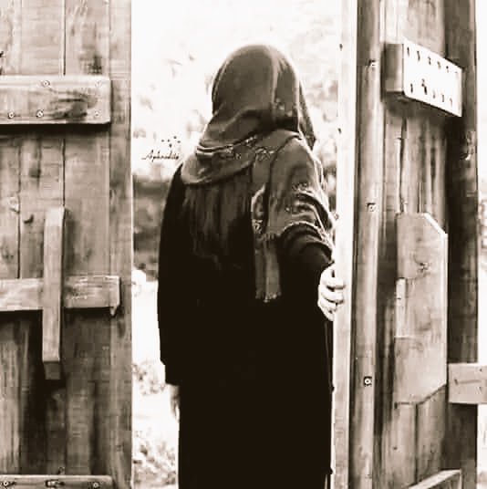 sheenasoomro's tweet image. کھٹکھٹاتا ہوں خود  ہی  در اپنا۔۔۔
خود ہی اندر سے جھانکتا ہوں میں

#السلام_علیکم
 کیسے ہیں آپ سب 🙂
#HelloEveryone

#قومى_زبان