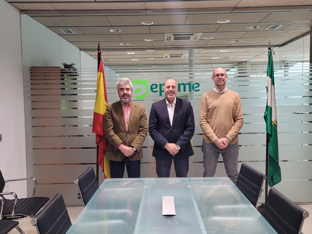antoni_ruiz_'s tweet photo. ¡Una jornada enriquecedora en Sevilla!

Hoy tuve el privilegio de visitar @Epymesevilla en calidad de divulgador de Formación Profesional. 
Epyme es la Asociación de Empresarios Instaladores de Energías y Fluidos.
https://t.co/hoiQDqTuoC

#FormaciónProfesional #EPYME #Sevilla https://t.co/i1ZuB3fPiL