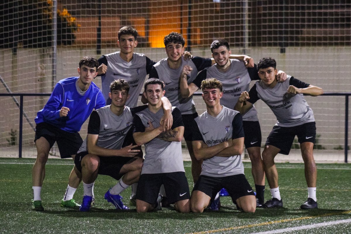 💙 ¡El #JuvenilA busca este sábado un triunfo que le acerque a la División de Honor!   

🆚 <a href="/Cantera_CCF/">𝙲𝚊𝚗𝚝𝚎𝚛𝚊 Córdoba CF</a> 
📅 Sábado a las 12:30 h.
🏟️ Municipal de Bazán  

¡Te necesitamos para lograr un sueño, azulino! 🦁

 #CanteraSFCD