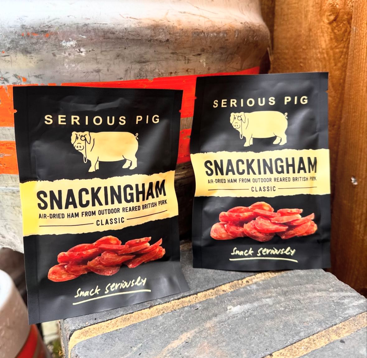 themagnetpub's tweet photo. BACK at The Magnet 🧲
From @SeriousPig we have Snacking Ham!!
#magnetcolchester
#colchesterbusiness
#colchesterpub
#colchester
#essexpub
#seriouspig
#snackingham
#barsnacks
#micropub https://t.co/tHoJ7LaxMl