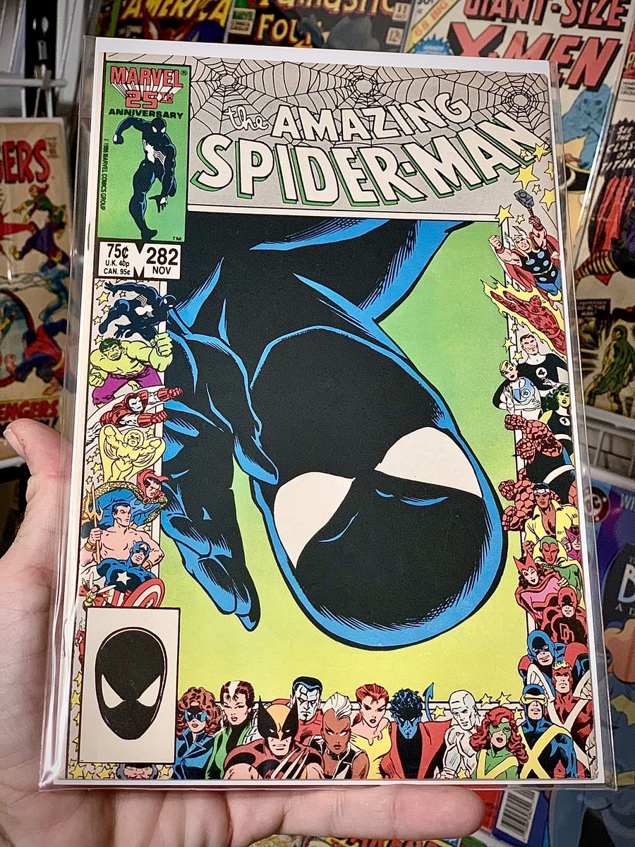 WEB-HEAD WEDNESDAY
This is the 1986 issue of Amazing Spider-man with the Marvel 25th Anniversary Frame Cover.
🕷️
Happy NCBD!
💫