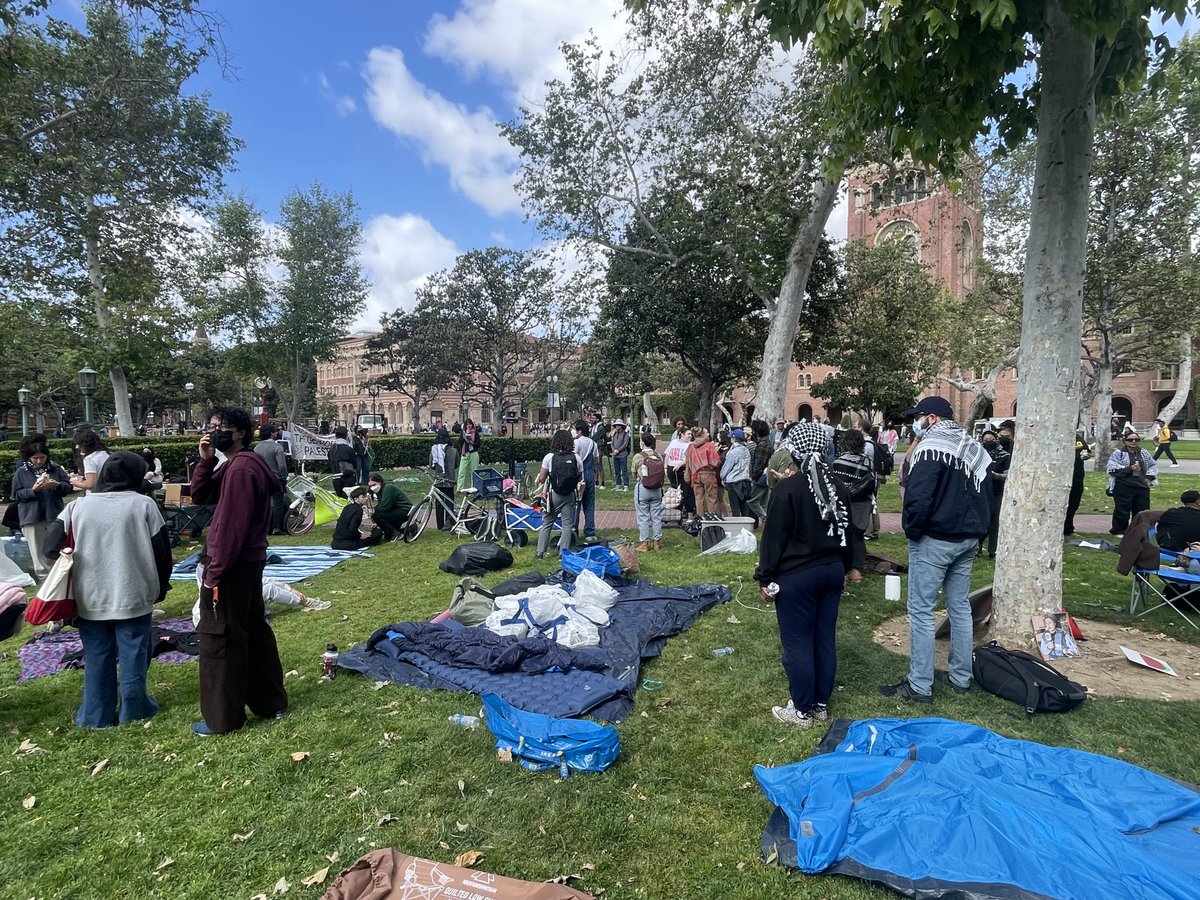 NiggaTheory's tweet photo. .@usc #DivestFromDeath now https://t.co/8IlMIjtl0V