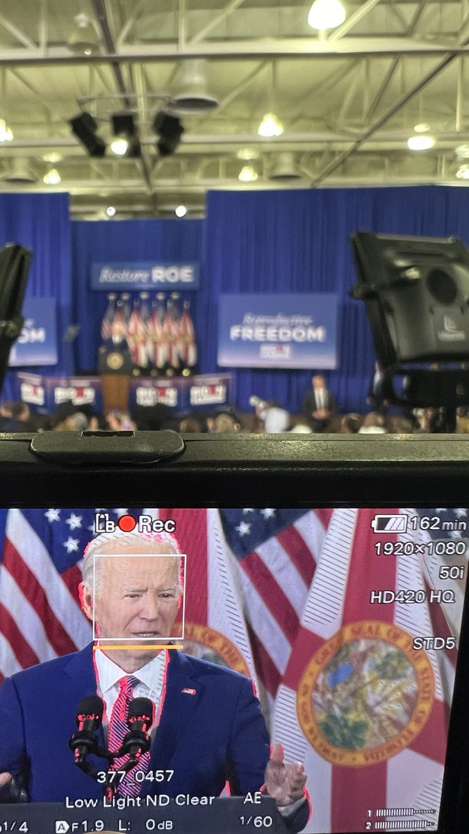 Gianrigo's tweet photo. @saras76 I was there filming him! On his right is where many senators and other officials were sitting. After his speech he went to that side of the stage to wave at them.
PLEASE DON’T TRUST FAKE NEWS POSTS LIKE THESE!!! And @Saras76 please be more responsible when posting https://t.co/WXHM0qwG67
