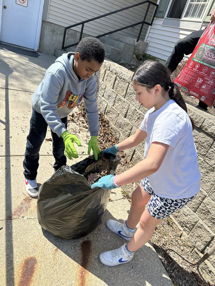 UnitedWayRacine tweet media