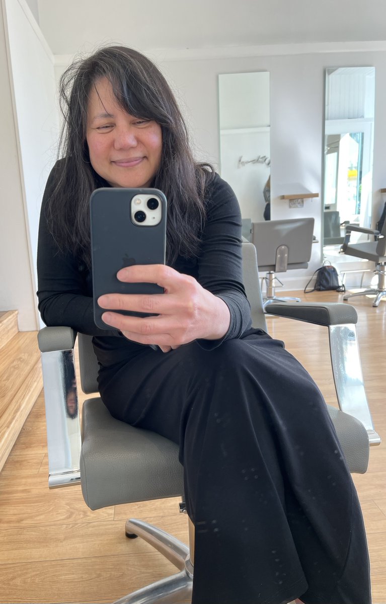 MiLFYBooks's tweet photo. Ready to indulge in some much-needed pampering at the hair salon. πββοΈ I especially love the head massage... after the shampoo, lol!
Who else needs this?
#SelfCare #SalonTime #Pampering https://t.co/BCV3OWG2gt