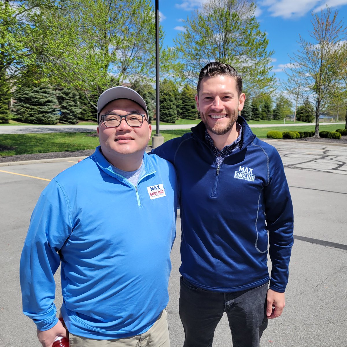 Great day of door knocking this past weekend! Thank you to all of the friends and volunteers that helped spread the message (pictured and not pictured!).

MaxForIndiana.com

#IN05 #Indiana #IndianaPolitics #Congress #Candidate