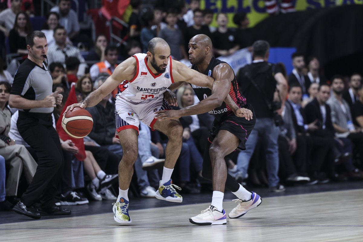 #FIBAEuropeCup 𝐅𝐢𝐧𝐚𝐥 𝟐. 𝐌𝐚𝐜̧𝛊 𝐈̇𝐥𝐤 𝐘𝐚𝐫𝛊𝐝𝐚𝐧 𝐤𝐚𝐫𝐞𝐥𝐞𝐫 🏀

❤️💙 #FlyHighTogether