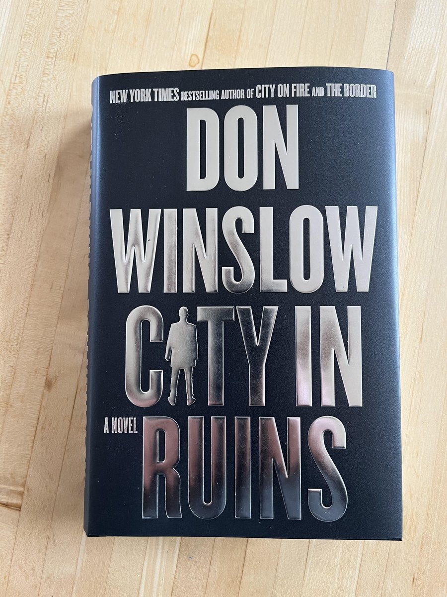 RichORourke's tweet photo. I live in the City on Fire and was lucky enough to meet @DonWinslow at a book signing. I'm now torn; do I race through @CityinRuins as the book demands or should I slow down to prevent the end? Thanks for the tough choice. https://t.co/KABzODXKyf