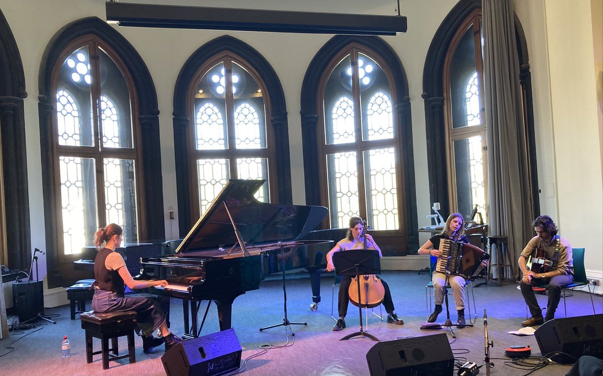 Mandy Malcomson tweet media