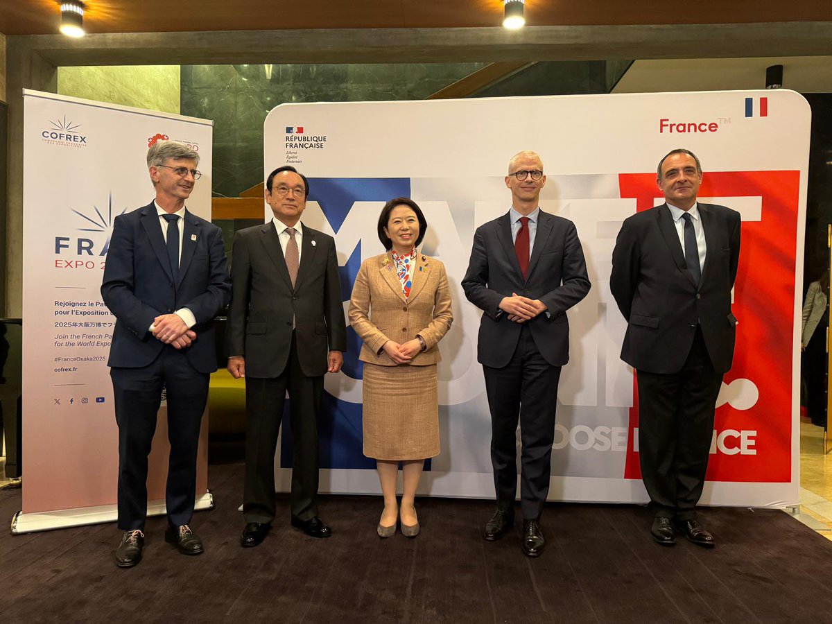 franckriester's tweet photo. J'ai redit à la Ministre @jimihanako la mobilisation de la France en faveur du succès de l’Exposition universelle @expo2025japan. 

L'histoire des expositions universelles est étroitement liée à celle de la France, qui a pris part à toutes depuis 1851. À Osaka en 2025, nous serons une nouvelle fois au rendez-vous !