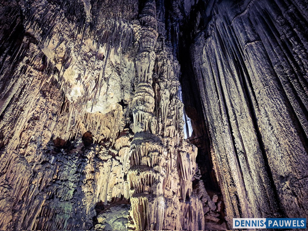 Heel indrukwekkend die druipsteengrotten! 😍

#cavesdarta #cave #caves #stalactite #stalactites #stalactitecave #Mallorca #canyamel