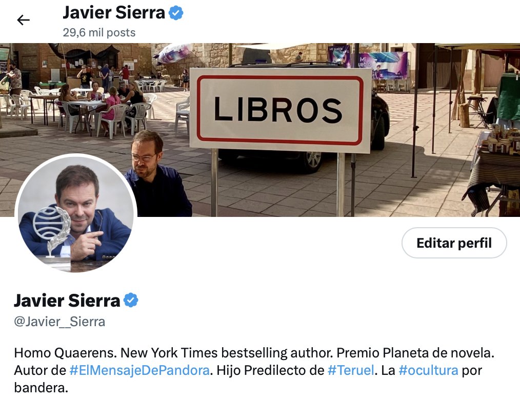 ¡Nos encanta la nueva foto de cabecera de @Javier__Sierra! Y seguro que no somos los únicos 😉