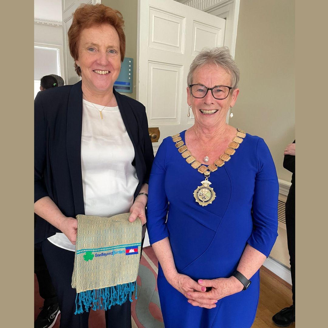 INTO President Carmel Browne and our Deputy General Secretary Deirdre O'Connor, welcomed a group from @SeeBeyondBorder Cambodia to visit INTO Head Office today. 👏INTO is delighted to support their work with some of our members visiting Cambodia this summer.