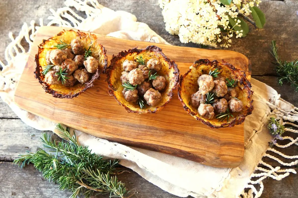 passioneperlat1's tweet photo. CESTINI DI PATATE CON POLPETTINE: un secondo piatto rustico amato da grandi e piccini! Una pietanza originale e piena di gusto! Trovate la ricetta con tutti i passaggi fotografati al link: https://t.co/P6SVQjZIrj https://t.co/uTfwxZwDp1