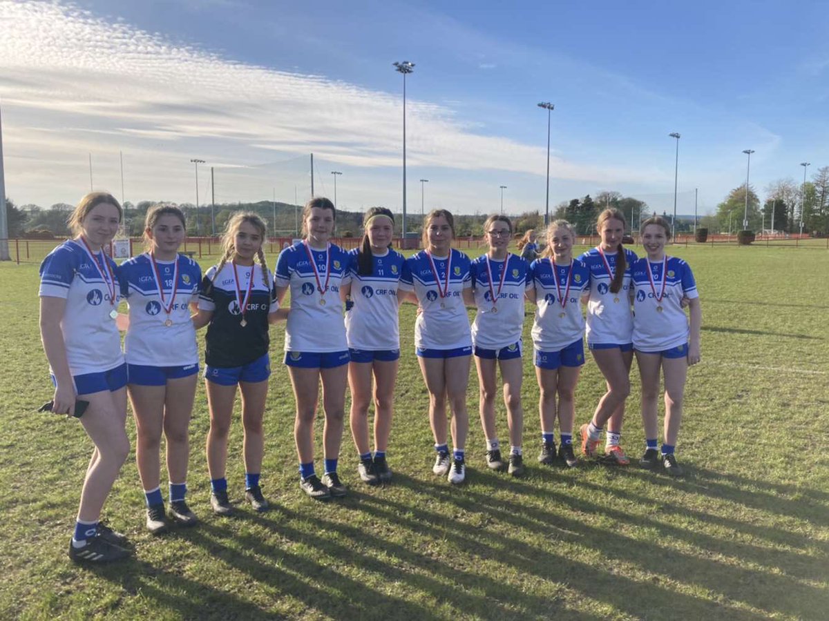 Congratulations to Cara, Cammie, Cassie, Ailíse & Abaigh who were crowned Ulster U14 LGFA champions with Derry and to all the girls from Ballinderry on winning the Division 1 LGFA Féile at the weekend. We are so proud of you all. Well done!!
👏👏🏆🏆