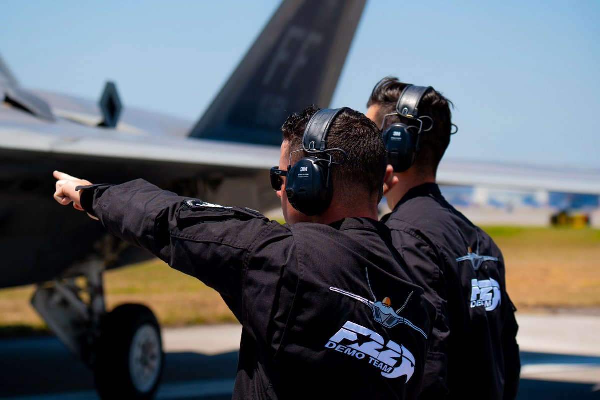 F-22 Demonstration Team (@f22demoteam) on Twitter photo From <a href="/airdotshow/">Air Dot Show Tour</a> Orlando to the Gukf Coast Salute, F-22 Raptor Demo is headed back to Florida. From <a href="/airdotshow/">Air Dot Show Tour</a> Orlando to the Gukf Coast Salute, F-22 Raptor Demo is headed back to Florida.