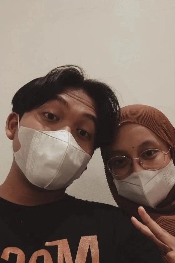 K_febrian04's tweet photo. Happy birthday ke 21 <3

@maharanievelyn https://t.co/XiCkeFc7we