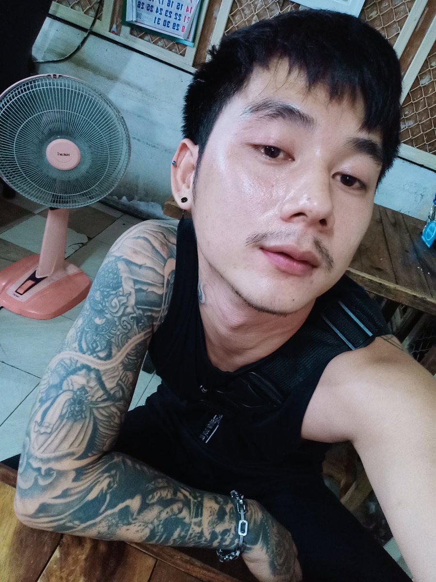 WPuengsuk's tweet photo. กลับมาหัวหิน เป็นที่เรียบร้อยทักได้นะครับ
#หัวหิน #ชะอำ #เพชรบุรี #ประจวบ https://t.co/XczkLP0mdr