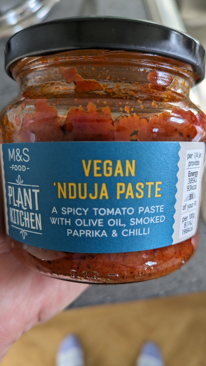 This is really good... anyone tried @marksandspencer #Vegan Nduja paste 😋😋