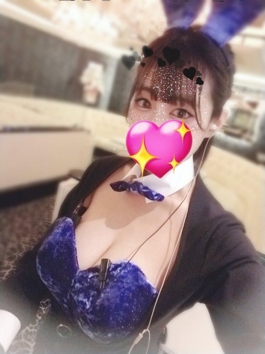 Sayu_ri3's tweet photo. 手ブレ
#バニーガール  
#bunnygirl 
#アトリエダーム 
#裏アカ女子ᅠ https://t.co/wLQoLJPSkP