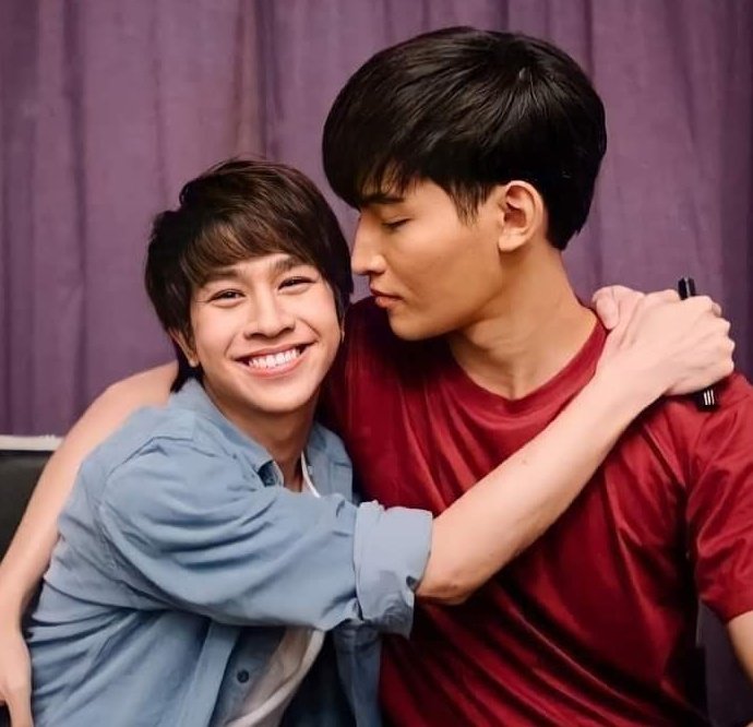 hanarinlada's tweet photo. 💙"_ไม่ว่านานแค่ไหน

หัวใจฉันคือคนเดิมเสมอ

ให้เธอจงจำสายตาคู่นี้

มันจะไม่มีวันเปลี่ยนแปลงไป

ไม่ว่านานแค่ไหนฉันเป็นของเธอ

แค่เธอคนเดียวเท่านั้น💙"

#โอห์มฟลุ้ค #OhmFluke https://t.co/TglJ5ABMBx