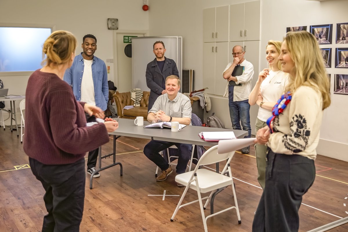 Our wonderful Director @jread68 is getting the star-studded #PartyGames! cast ready for government!  They are on their way to #DowningStreet and will strip that wallpaper in no time! Runs from 2 May @YvonneArnaud. 
Tour dates: shorturl.at/cxAT0
#politics #theatre #Guildford