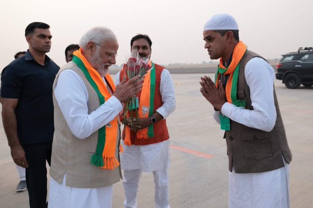 Meet Usman Ghani, BJP Minority cell president, Bikaner, Rajasthan.

Expelled from party after Criticises PM Modi's hate speech targeting Muslim community.