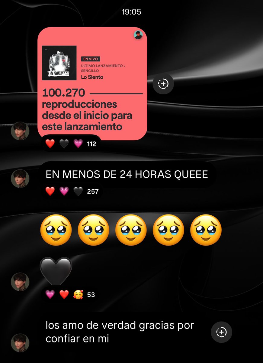 Èl está orgulloso de nosotros y nosotros de él!!! 
Gracias por confiar en nosotros @xCryboy te queremos y seguiremos contigo siempre !!! 
Somos un fandom chingón!!