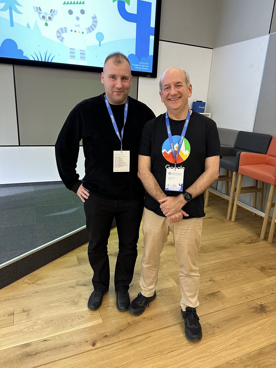 Perfect blackSEO with <a href="/JohnMu/">John 🧀 ... 🧀</a> while Search Central Live Poland 2024

#SCPoland #SEO #Google