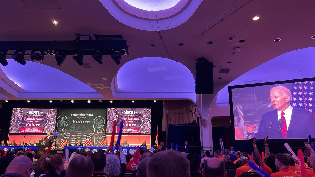ResurgamTweets's tweet photo. Our team was honored to attend the 2024 @NABTU  Legislative Conference, and we were especially grateful to hear from President @JoeBiden. https://t.co/8uaEPAweFB