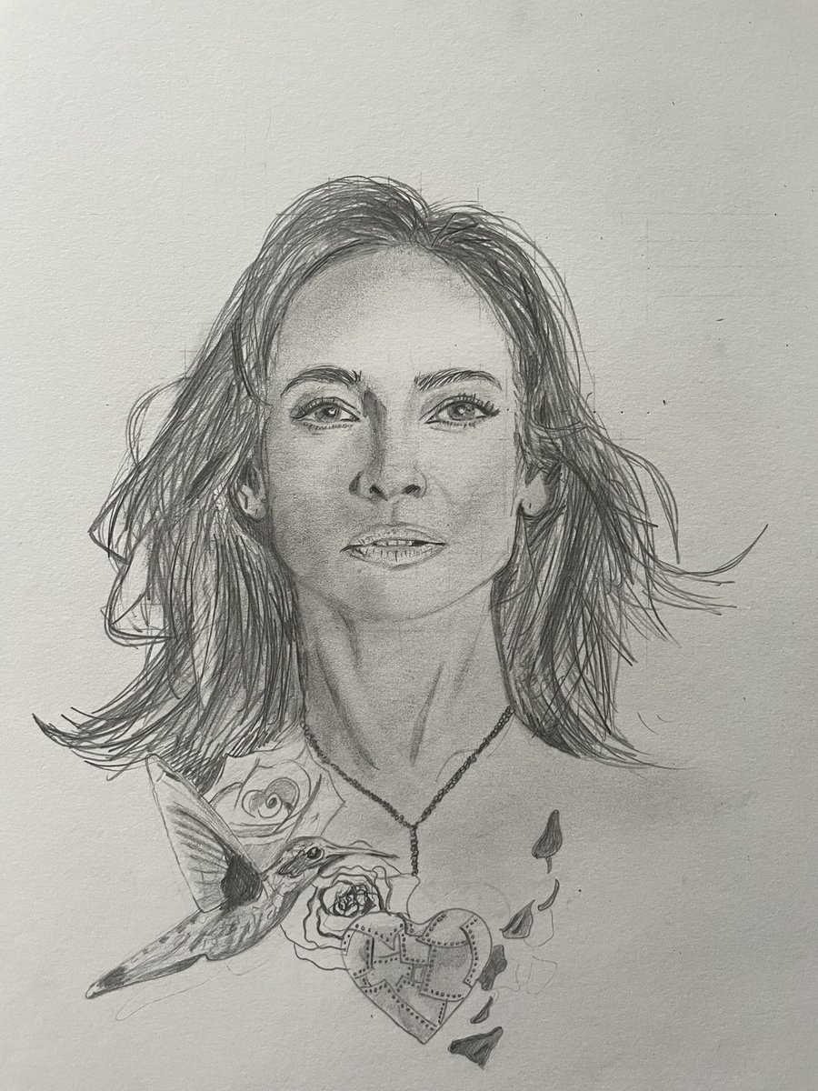 Jas12mine's tweet photo. I made something for you @JLo. I hope you like it. #JLoLive #JloverThenAndNow #NowAndAlways 💚 https://t.co/zWnInqkJ3B