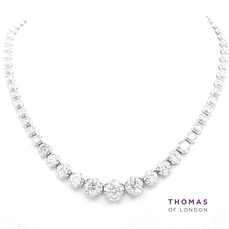 This timeless line necklace is claw set with dazzling round brilliant cut diamonds which graduate in size totalling 12.34ct. thomasoflondon.com/brilliant-cut-… #diamond #necklace #wedding #april #birthstone #thomasoflondon #jewellery
