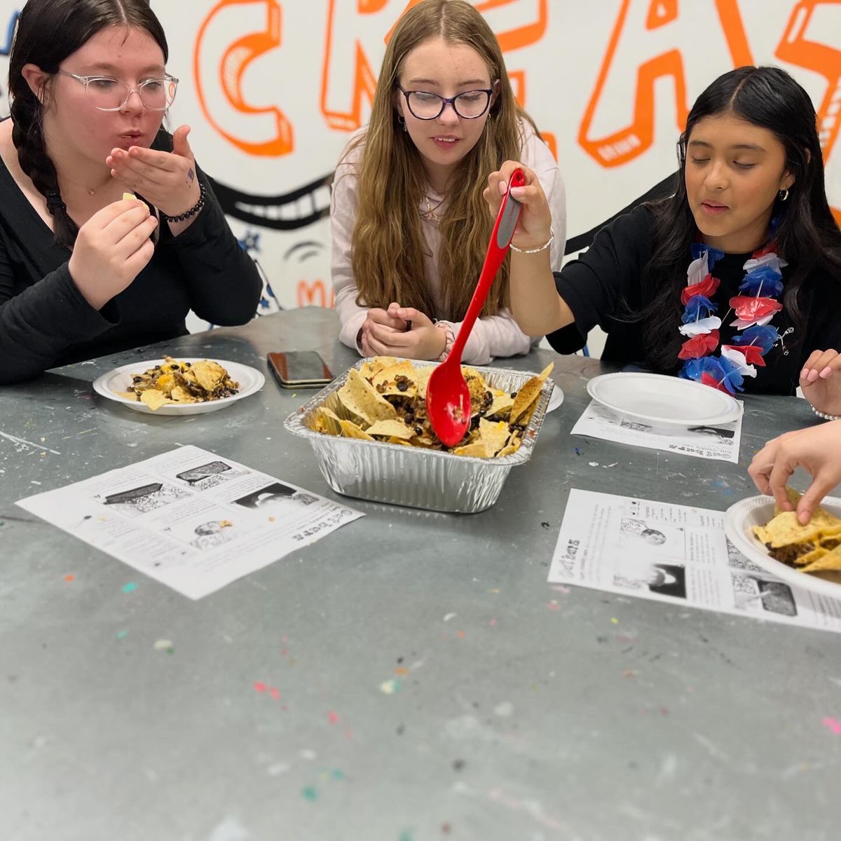 Did somebody say nachos?? 👀😋 Our Breathe Culinary Arts class sure does know how to make a tasty dinner! 

#lightofchance #breatheyoutharts #youtharts #music #dance #visualarts #culinary #creativewriting #madisonvilleky #bowlinggreenky