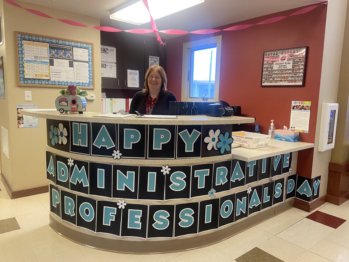 ClintonPreschoo's tweet image. Happy Administrative Professionals Day! 📋🖊️
Thank you Mrs.Meade for all you do! @ClintonPreschoo @CCSredwolves