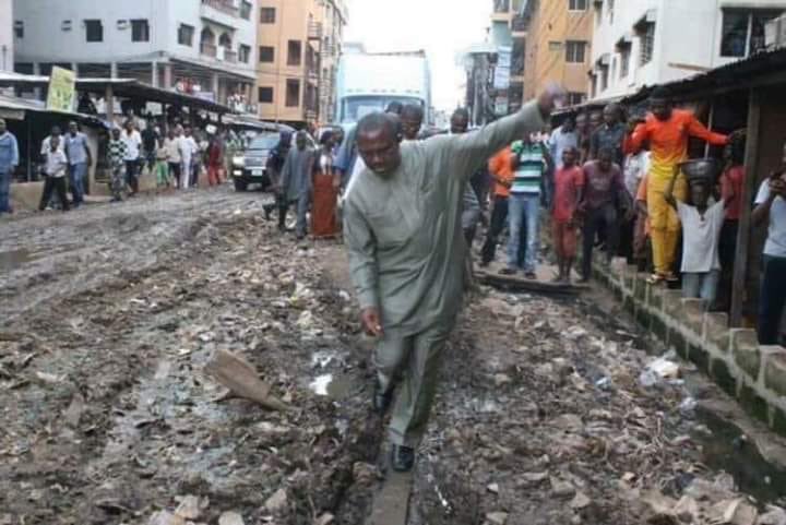 This was the state of roads in Anambra when Peter Obi chose to build a $50 million brewery. If Tinubu had used Lagos State public funds to build a brewery when roads in Lagos were looking like this, what would Peter Obi and his Obidients have said? 

No wonder he is criticising