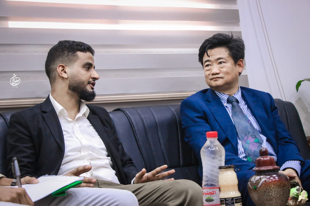 President of the General Union of Aden University Students, Yahya alTabakee, meets with His Excellency, the charge d'affaires at the Chinese embassy in Yemen Shao Zheng <a href="/ChineseEmbtoYEM/">Chinese Embassy to Yemen</a>. They discussed academic cooperation and the provision of scholarships in China for students.