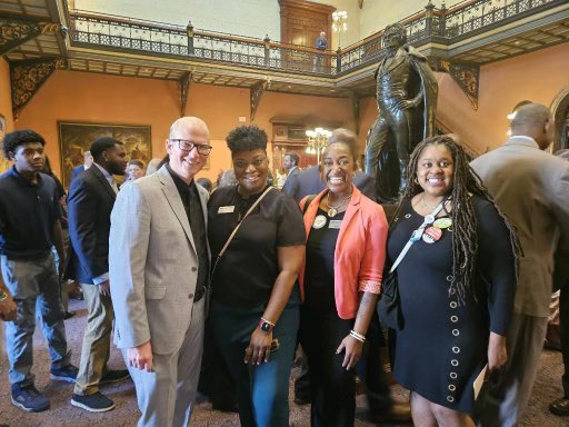 It was great spending time with nonprofit leaders from the midlands at the Statehouse to discuss the needs of citizens in District 93. It is imperative that government and non-government agencies work together to ensure a better future for all. #phillipfordfordistrict93