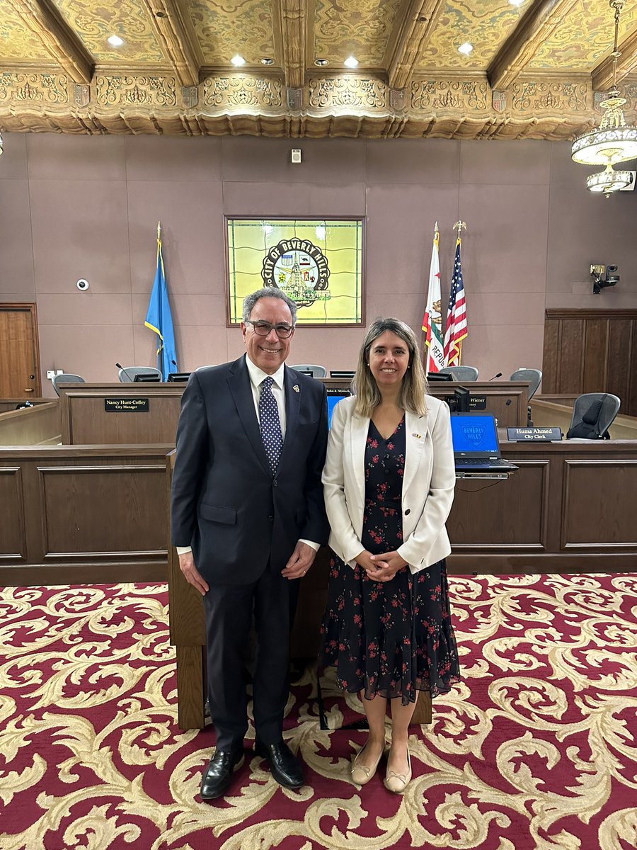 This morning, Beverly Hills Mayor Lester Friedman welcomed Sophie Hottat, Consul General of Belgium in LA, to Beverly Hills City Hall!
