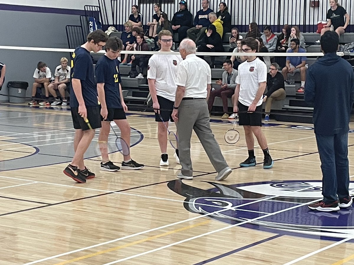 Eastside_RTV's tweet photo. COSSA Senior Badminton @ Eastside Secondary….getting close to the Gold medal matches https://t.co/FFQz1U4F7p