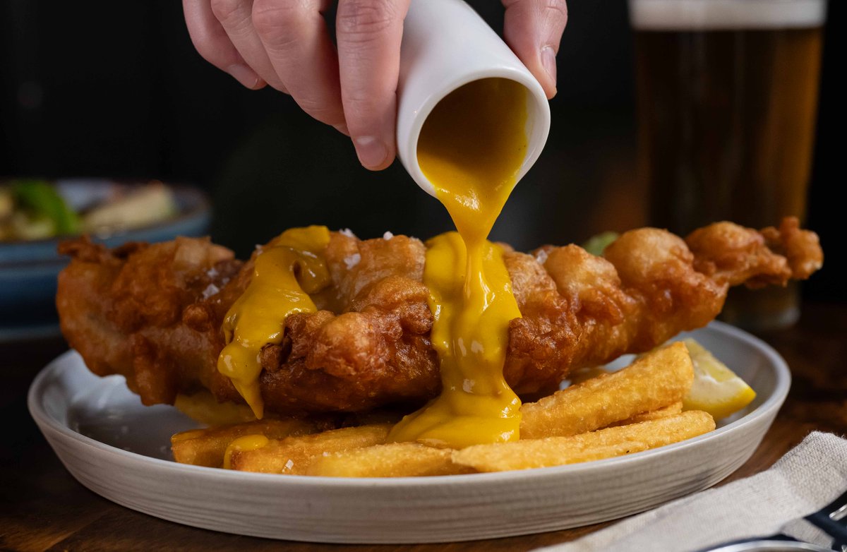 Have you made plans for the weekend yet? Why not book a table at red lion? 🦁

#dinnerplans #fishandchips #food #lunch #dinner #friends #family #gastropub #pub #grantchesterredlion #grantchester #cambridge #dogfriendly