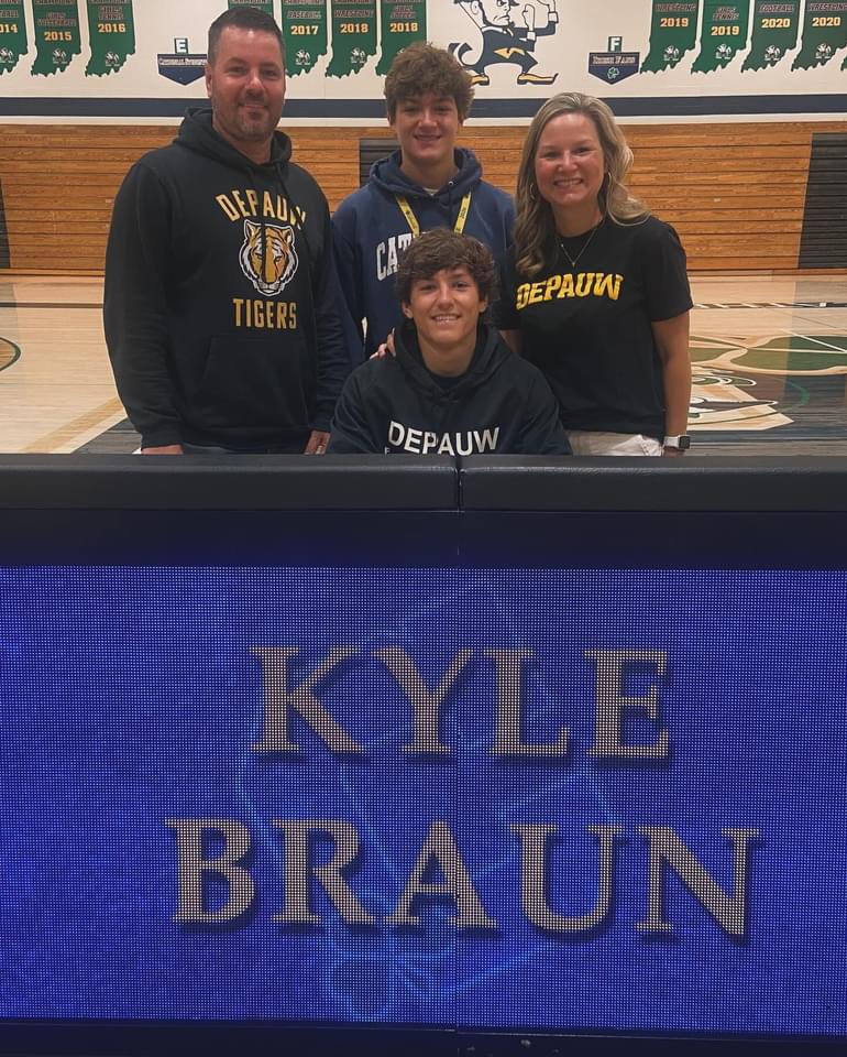 Congratulations to ☘️🏈’s Kyle Braun, on his commitment to @DePauwTigersFB!