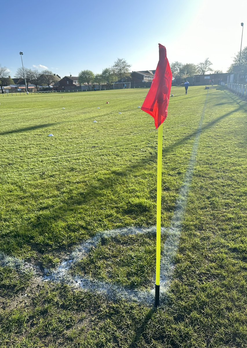 pyfc_seniors's tweet photo. ๐checking in at Silksworth colliery welfare for tonightโs @WearsideLeague clash against @farradetached22.
#UTPY #FARHPY
๐ตโช๏ธ๐ตโช๏ธ๐ตโช๏ธ๐ตโช๏ธ๐ตโช๏ธ https://t.co/EIQwvALJ7R