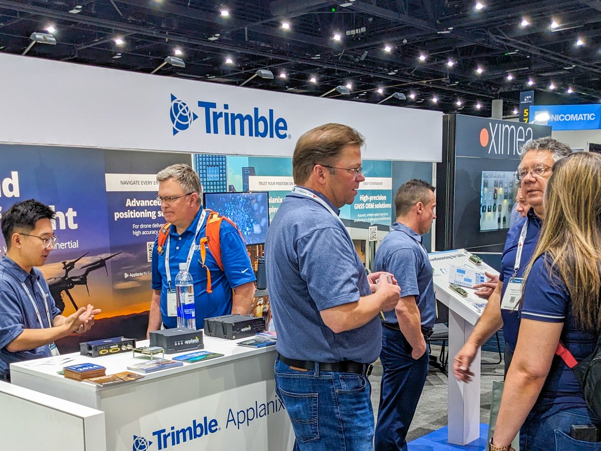 Trimble Applanix tweet media