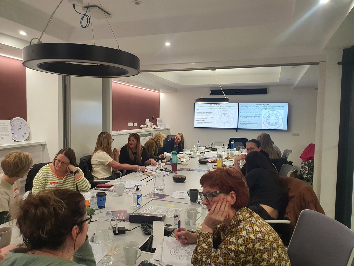 KennerleyMaggie's tweet photo. Another great day at @RoyalCollegeMidwives cohort 2 of #Syndeo Programme. @GillwaltonRCM even popped in to say hello to our group of inspirational midwives. 
#leadership #networking #improvingmaternityservices together. @Enono2015 https://t.co/cpu0uLqx2c