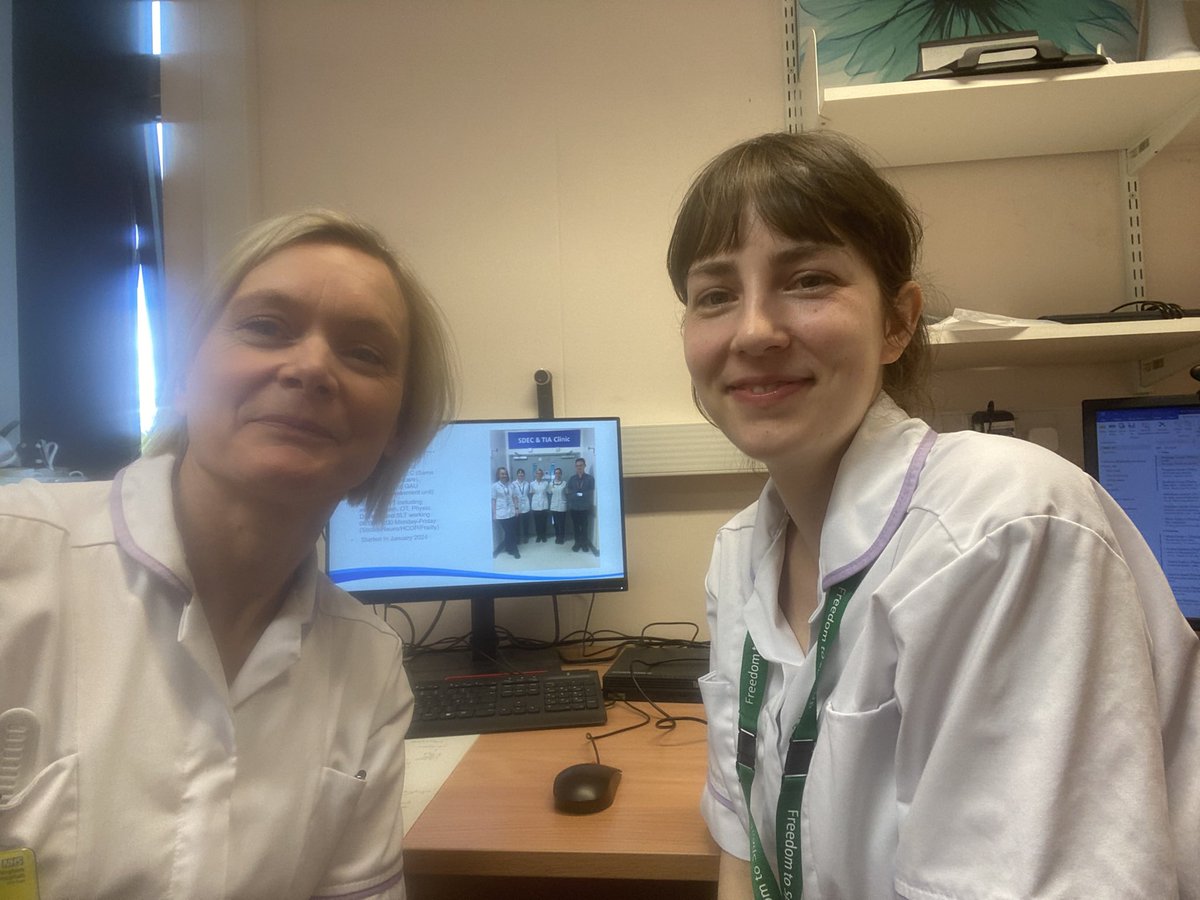 Always a pleasure working with #SLT Fran as part of team @NUHSDECAHPS working on #ED with @teamEDnuh and team #SDEC #mySLTDay #frontdoorSLTs @nottmhospitals